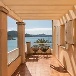Inner Niza Apartment