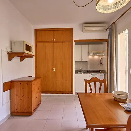 Inner Niza Appartement *