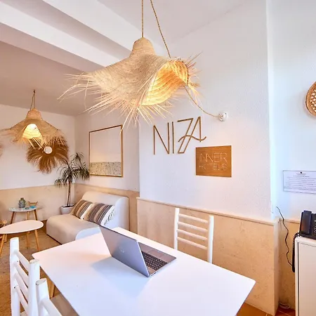 Inner Niza *